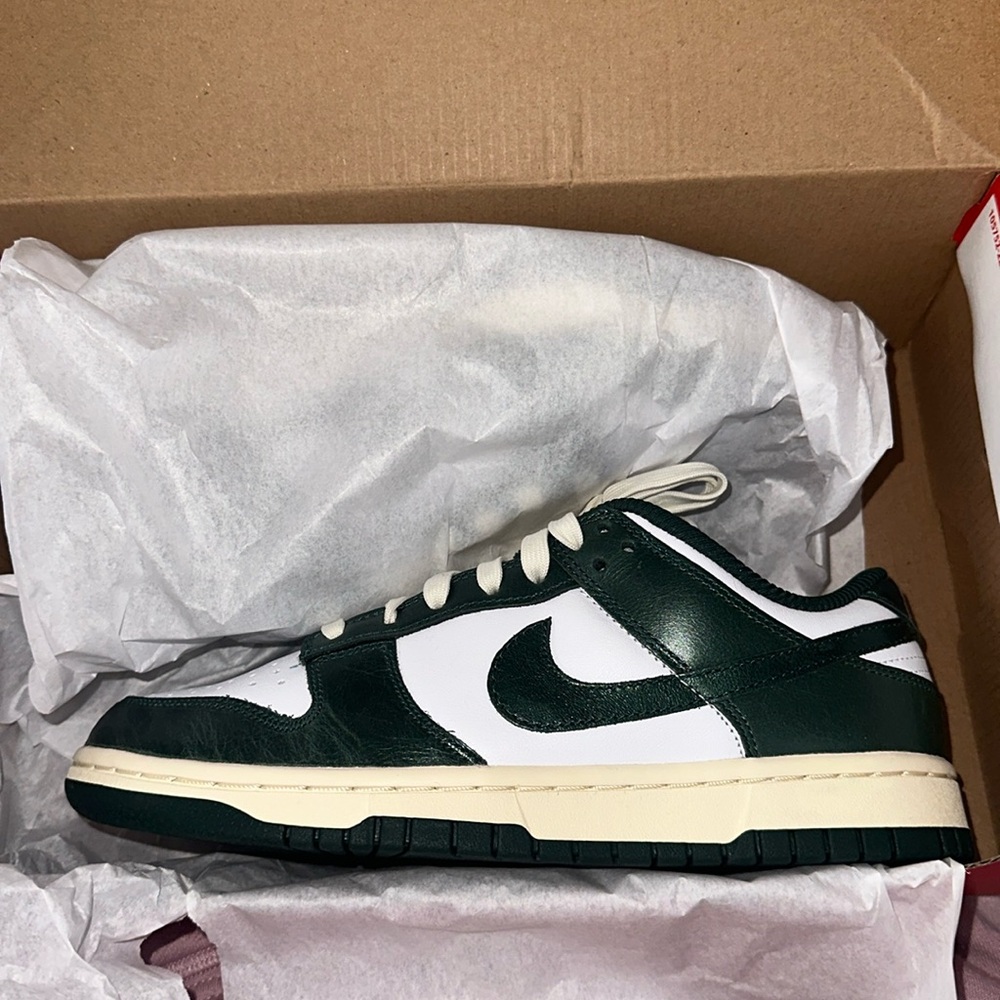 BNIB Nike Dunk Low White/Pro Green -Coconut Milk sz 7.5W